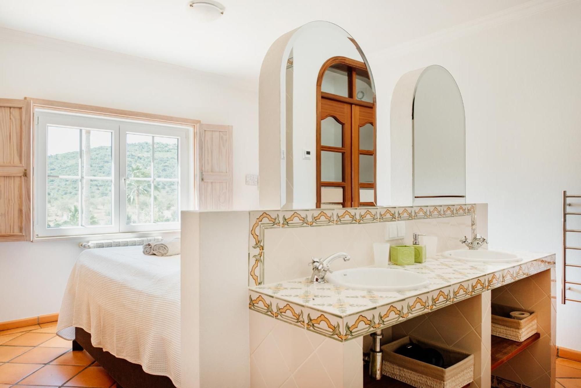 B&B Entrecolinas ปาแดร์น ภายนอก รูปภาพ